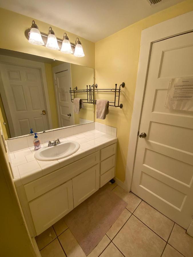 Private Los Angeles Room - Free Wifi, Ac, Tv, Private Fridge, Kitchen, Near Usc - Exposition Park - Usc Memorial Coliseum - Banc Of California Bmo Stadium - Downtown Los Angeles Dtla - University Of Southern California Usc!! Екстер'єр фото